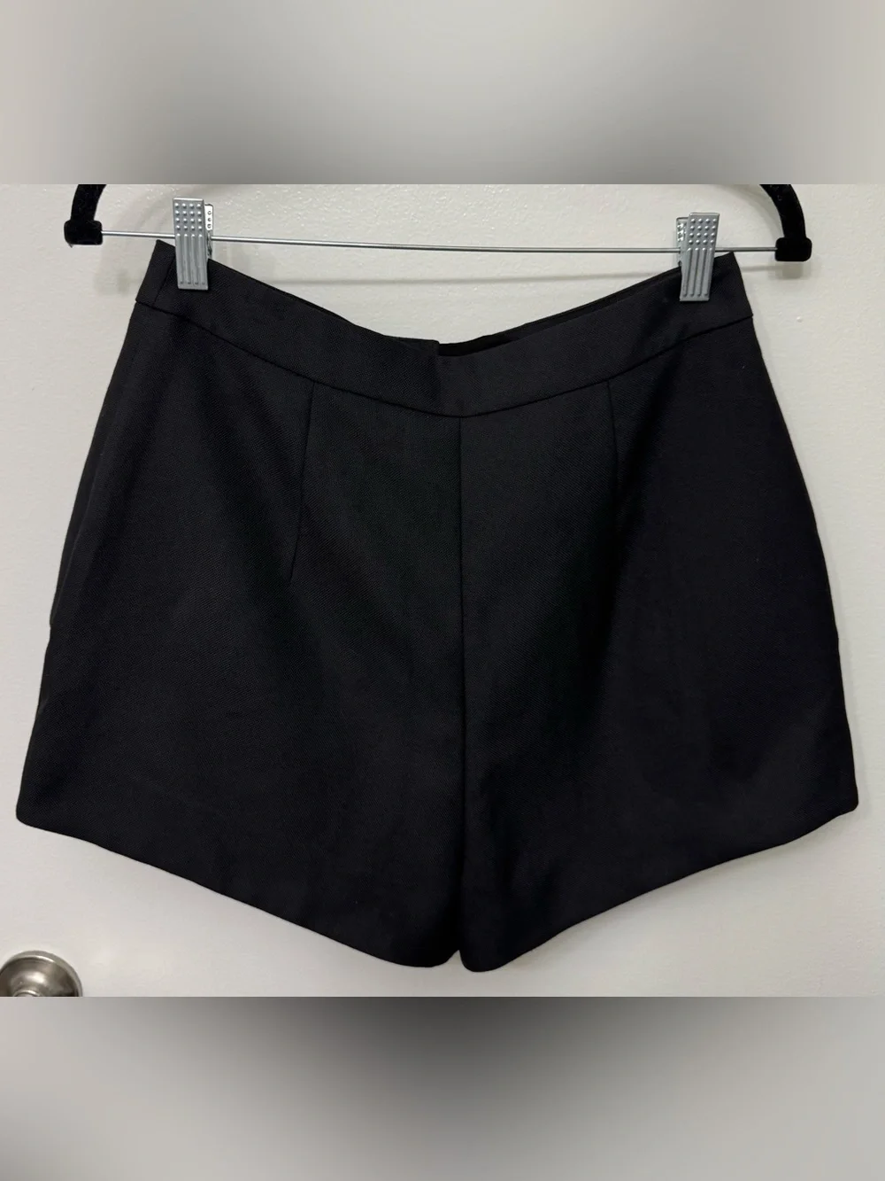 EUC Alexis Lennix Shorts | Designer Tailored High Rise Shorts - Picture 6 of 7
